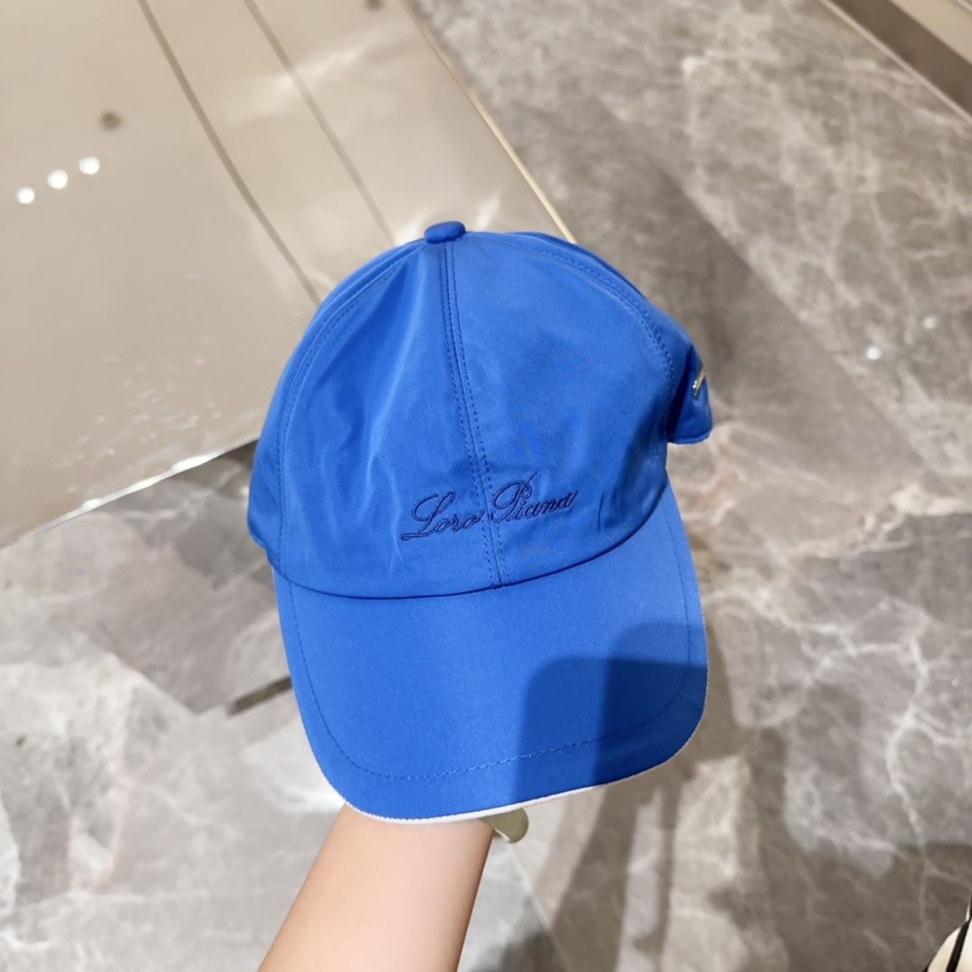 Loro Piana Caps